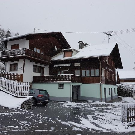 Haus Tannegg Bed & Breakfast Pettneu am Arlberg Eksteriør bilde