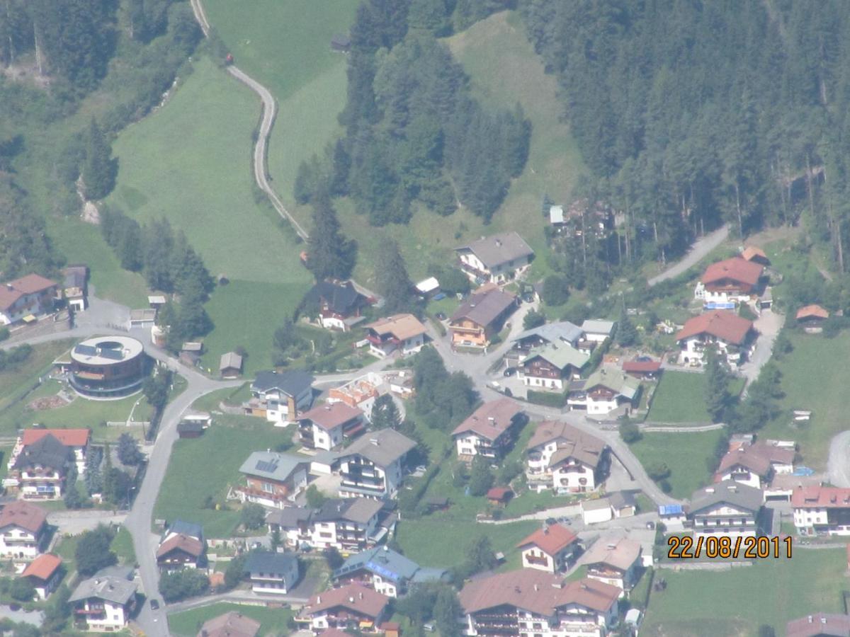 Haus Tannegg Bed & Breakfast Pettneu am Arlberg Eksteriør bilde