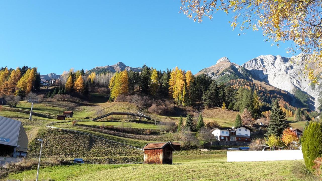 Haus Tannegg Bed & Breakfast Pettneu am Arlberg Eksteriør bilde