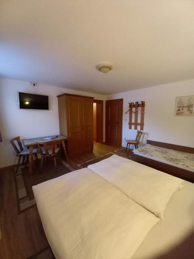 Haus Tannegg Bed & Breakfast Pettneu am Arlberg Eksteriør bilde